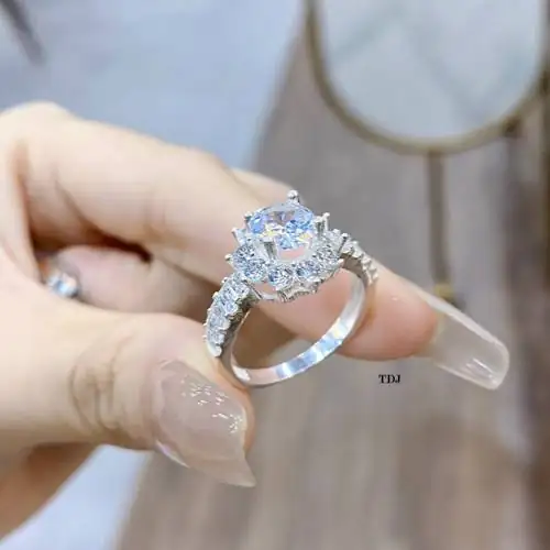 Review Nhẫn nữ bạc ta nhẫn đá ghết sáng lắm luôn đeo ôm tay có bền không