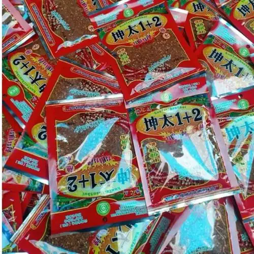 1 Thùng 50 gói 100 gr Ớt bột trộn vị 12 loại xịnchấm đồ chiên, rán, nướng...