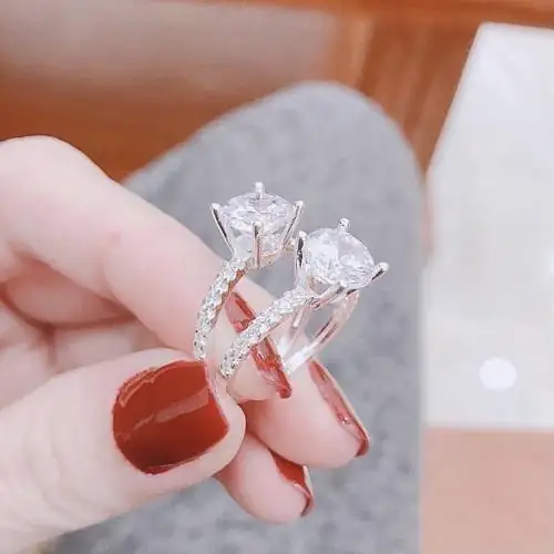 Cách săn voucher Shopee không cần tài khoản phụ