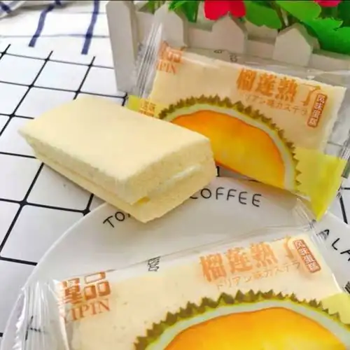 1 Kg Bánh Bông Lan Sầu Riêng Kẹp Kem