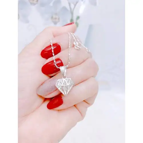Top sản phẩm giảm giá Shopee cho học sinh sinh viên